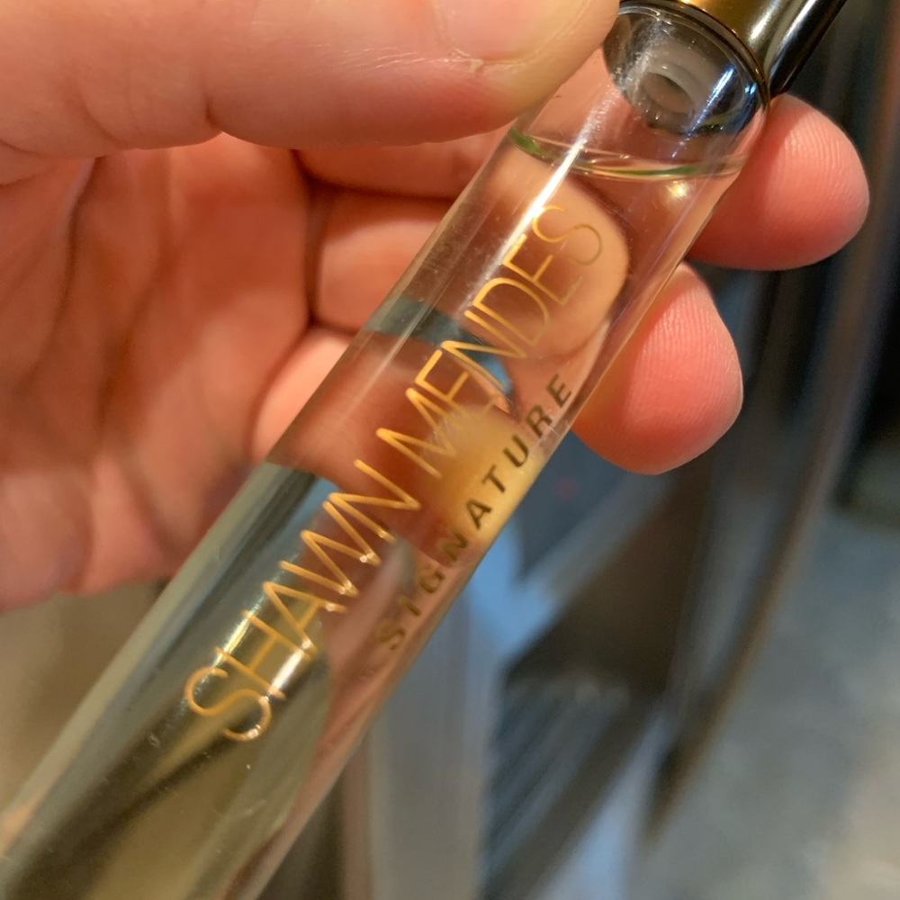 NEW SHAWN MENDES SIGNATURE COLOGNE